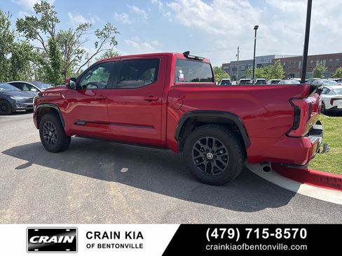 Used 2024 Toyota Tundra Platinum AWD/4WD image 3