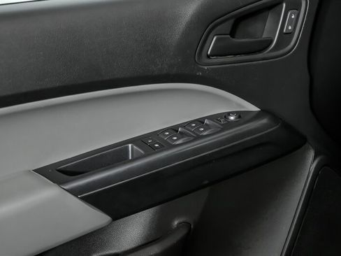 Used 2021 Chevrolet Colorado W/T w/ Custom Special Edition image 15