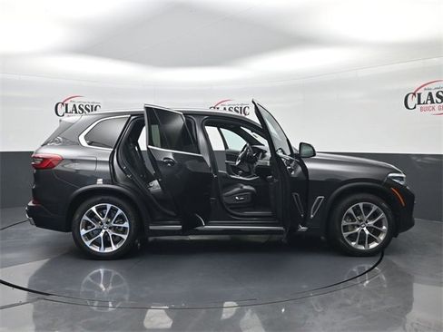 Used 2020 BMW X5 sDrive40i w/ Premium Package image 34