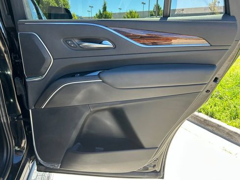 Used 2021 Cadillac Escalade Premium Luxury w/ Driver Assist Tech Package AWD/4WD image 28