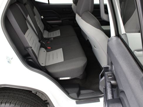 Used 2026 Toyota 4Runner TRD Sport RWD image 32
