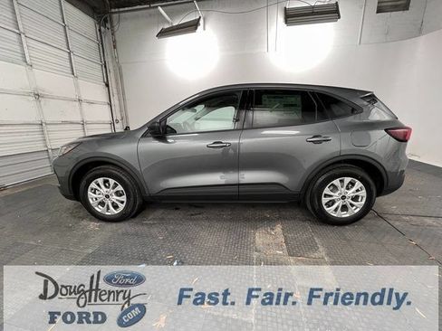 New 2026 Ford Escape Active w/ Active Premium Tech Pack FWD image 7