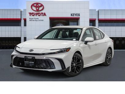 New 2025 Toyota Camry SE