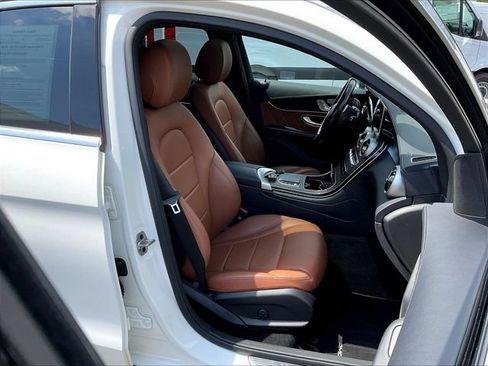 Certified 2023 Mercedes-Benz GLC 300 4MATIC Coupe image 31