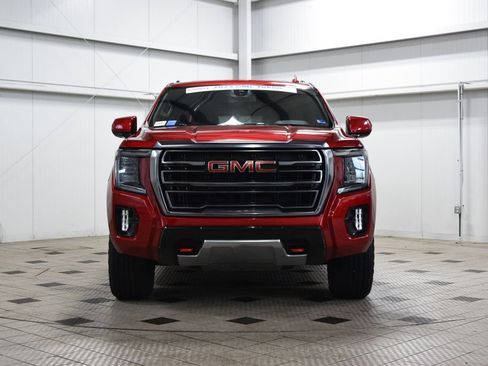 Used 2024 GMC Yukon AT4 AWD/4WD image 2