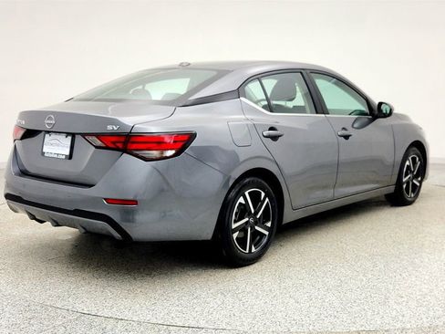 Used 2024 Nissan Sentra SV image 5