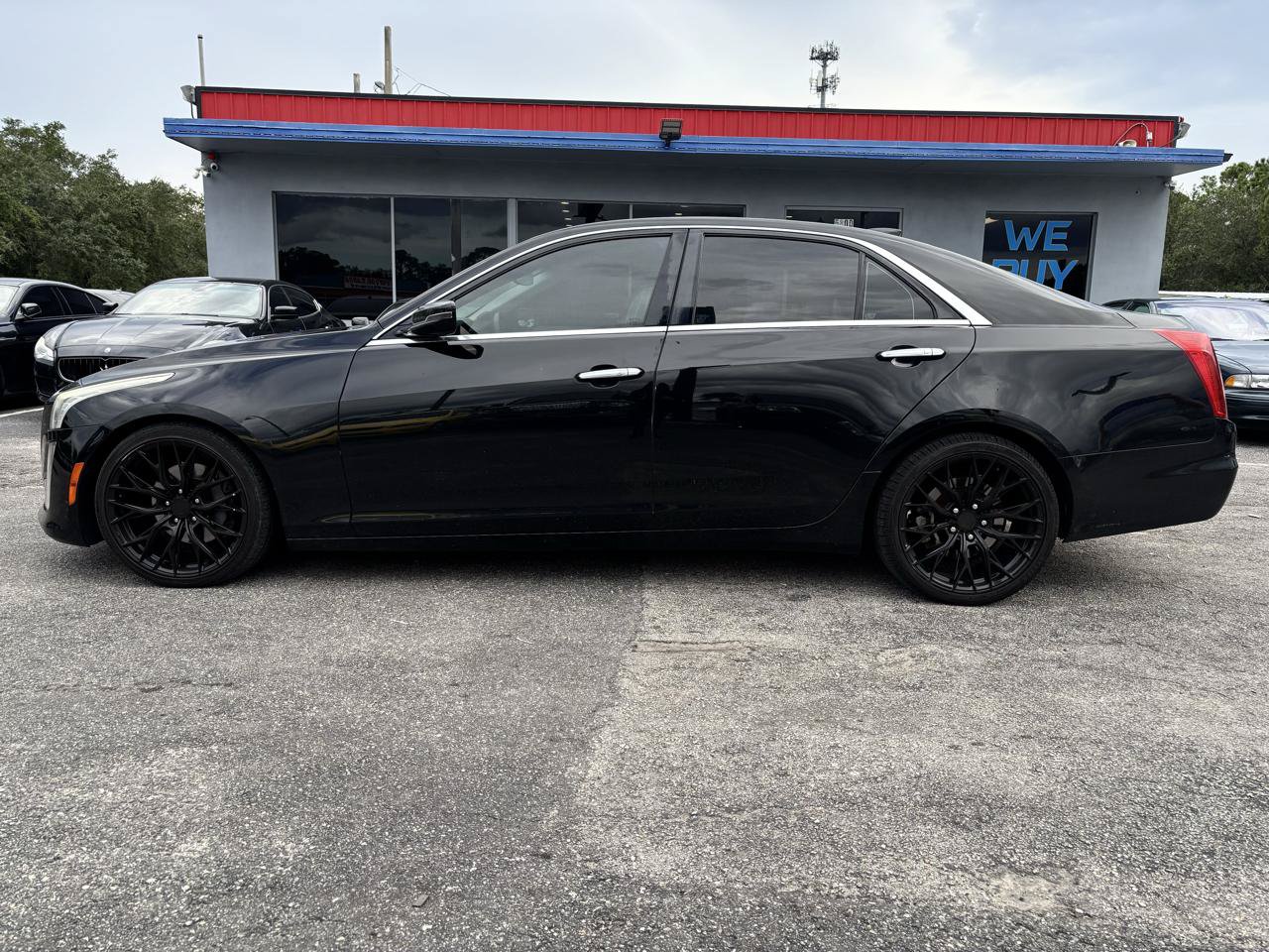 Used 2016 Cadillac CTS Luxury RWD image 2