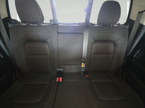 Used 2016 GMC Canyon SLE w/ SLE Convenience Package RWD image 22