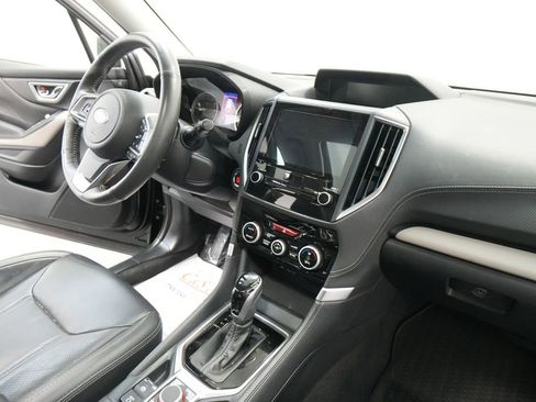 Used 2023 Subaru Forester Limited w/ Popular Package #3 image 30