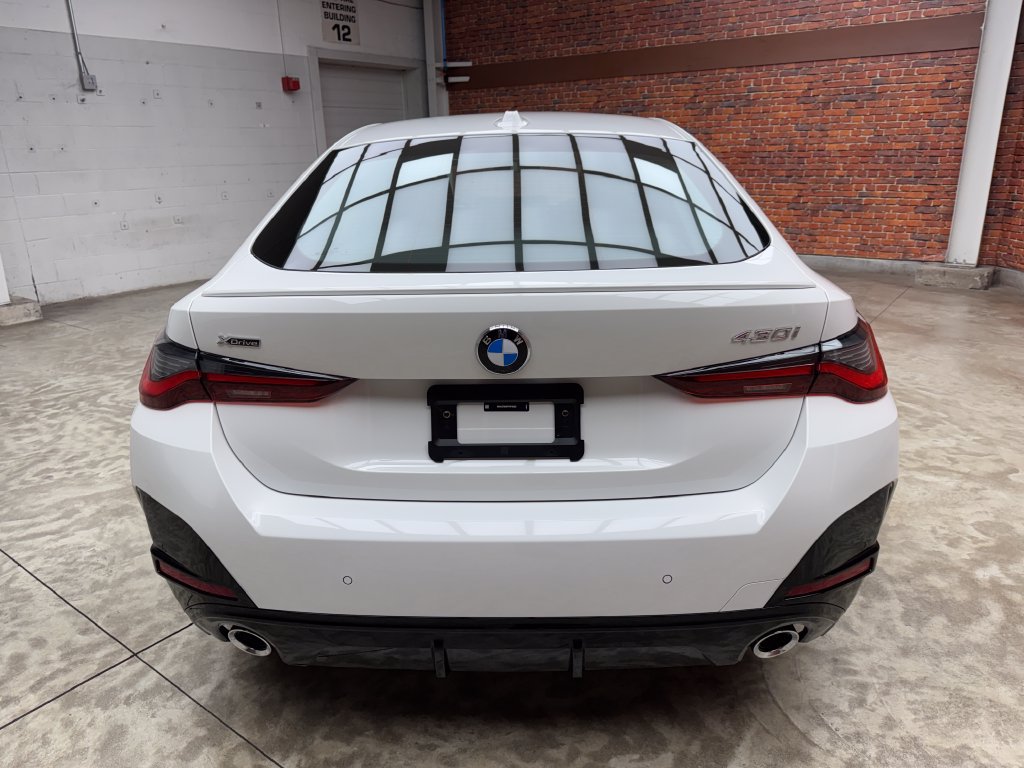 Used 2026 BMW 430i xDrive w/ M Sport Package AWD/4WD image 4