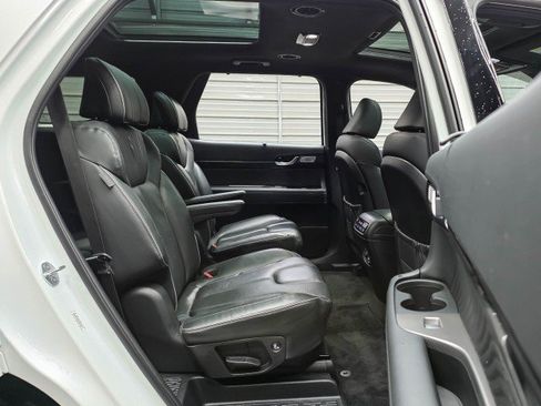 Used 2024 Hyundai Palisade Calligraphy FWD image 16