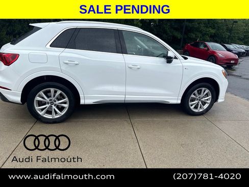 Used 2022 Audi Q3 2.0T Premium w/ Convenience Package AWD/4WD image 5