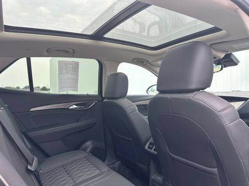 Used 2023 Buick Envision Avenir AWD/4WD image 30