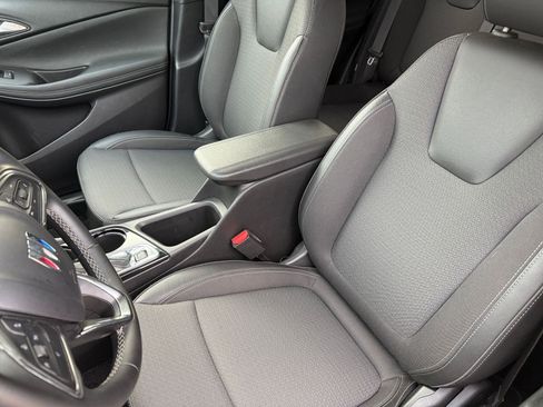 Used 2025 Buick Encore GX Preferred image 36