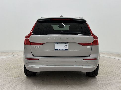 Used 2023 Volvo XC60 T8 Ultimate AWD/4WD image 10