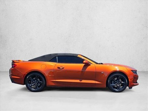 Used 2023 Chevrolet Camaro LT w/ Technology Package RWD image 4