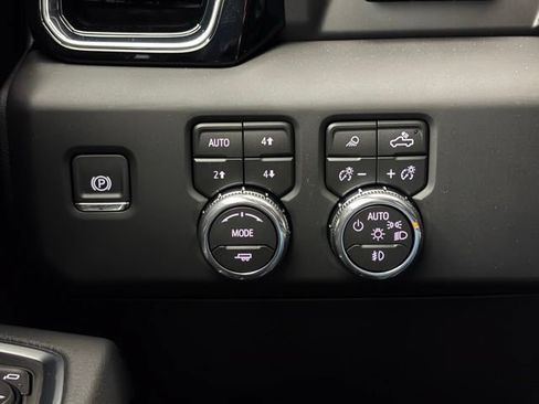 New 2026 GMC Sierra 1500 Denali AWD/4WD image 23