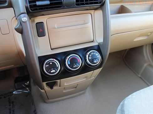 Used 2006 Honda CR-V LX image 13