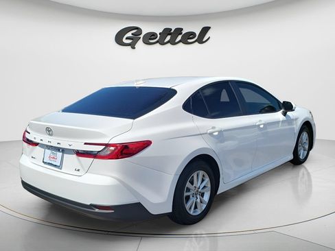 Used 2025 Toyota Camry LE FWD image 5