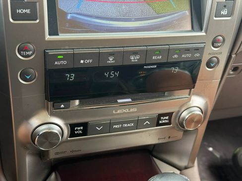 Used 2019 Lexus GX 460 Premium AWD/4WD image 23