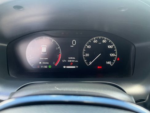Used 2025 Honda HR-V Sport image 30