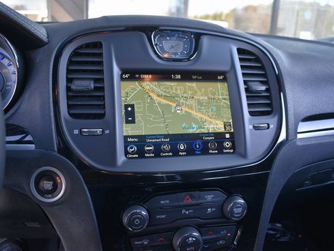 Used 2023 Chrysler 300 S image 6