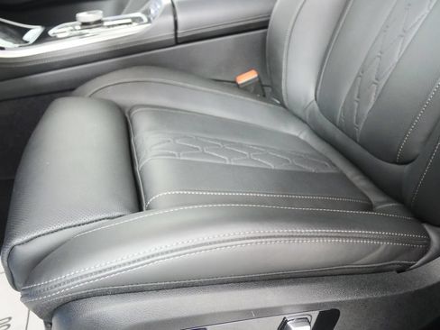 Used 2026 BMW X5 xDrive40i w/ Executive Package AWD/4WD image 8