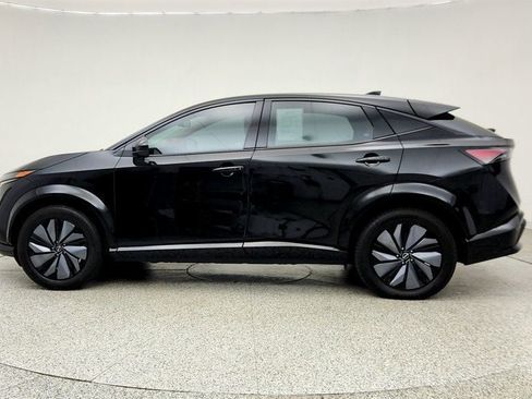 Used 2024 Nissan Ariya AWD image 8