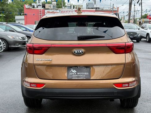 Used 2017 Kia Sportage LX AWD/4WD image 8