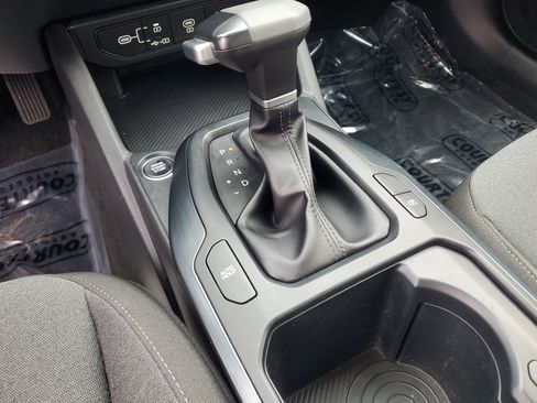 Used 2025 Kia K4 LXS image 26