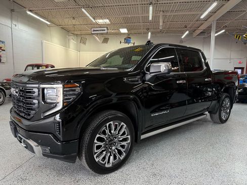 Used 2026 GMC Sierra 1500 Denali Ultimate AWD/4WD image 1