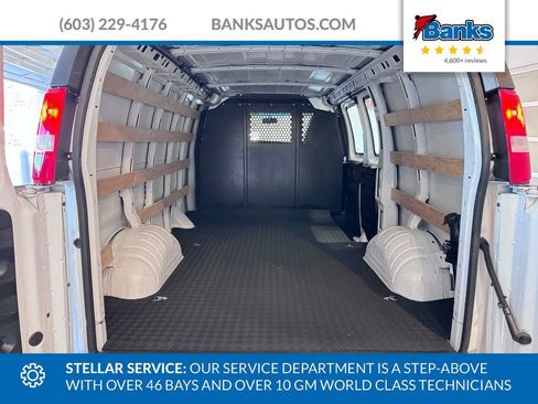Used 2024 GMC Savana 2500 w/ Driver Convenience Package image 8