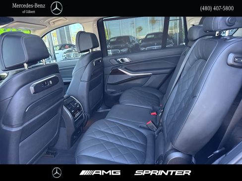 Used 2024 BMW X7 xDrive40i AWD/4WD image 19