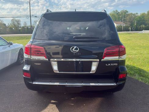 Used 2013 Lexus LX 570 4WD image 39
