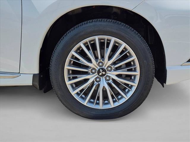 Used 2022 Mitsubishi Outlander GT AWD/4WD image 23