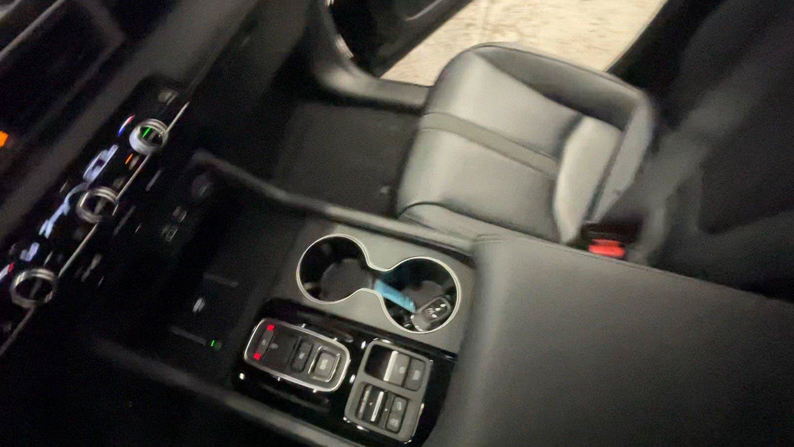 Certified 2025 Honda Pilot EX-L image 38