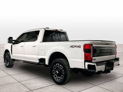 Used 2026 Ford F250 Platinum AWD/4WD image 10