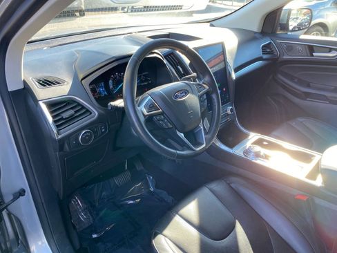Used 2022 Ford Edge Titanium w/ Equipment Group 301A image 34