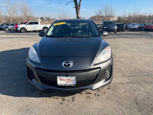 Used 2013 MAZDA MAZDA3 i Grand Touring image 2