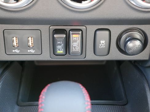 New 2025 Mitsubishi Outlander Sport AWD image 19