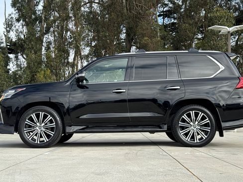 Used 2020 Lexus LX 570 4WD w/ Sport Package image 2