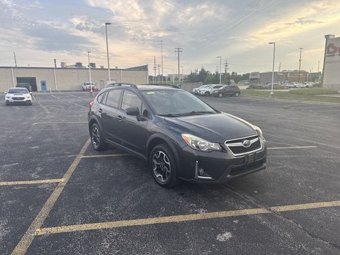 Used 2017 Subaru Crosstrek 2.0i Limited AWD/4WD image 9