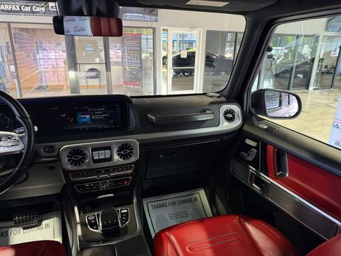 Used 2022 Mercedes-Benz G 550 w/ Exclusive Interior Package image 23