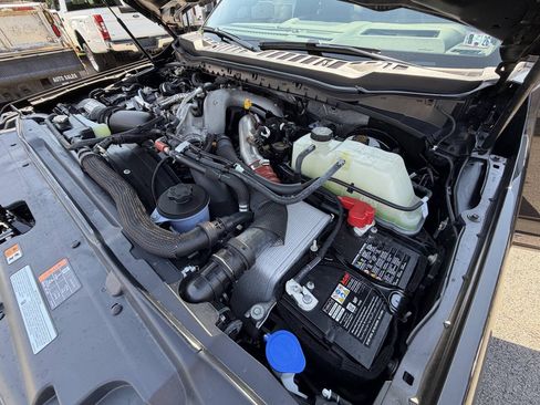 Used 2025 Ford F350 Lariat w/ Lariat Ultimate Package AWD/4WD image 9