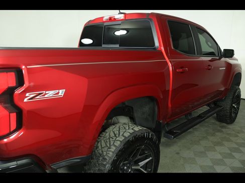 Used 2024 Chevrolet Colorado Z71 w/ Z71 Convenience Package 2 image 21