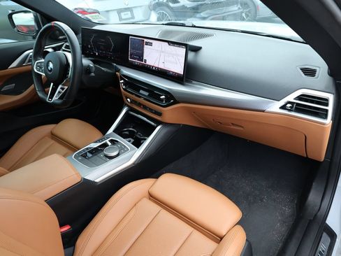 Used 2025 BMW M440i Coupe w/ Parking Assistance Package RWD image 20