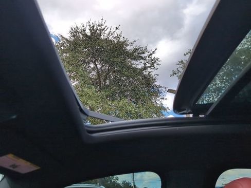 Used 2023 BMW X4 M40i w/ Premium Package image 19