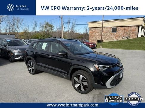 Certified 2025 Volkswagen Taos S image 1