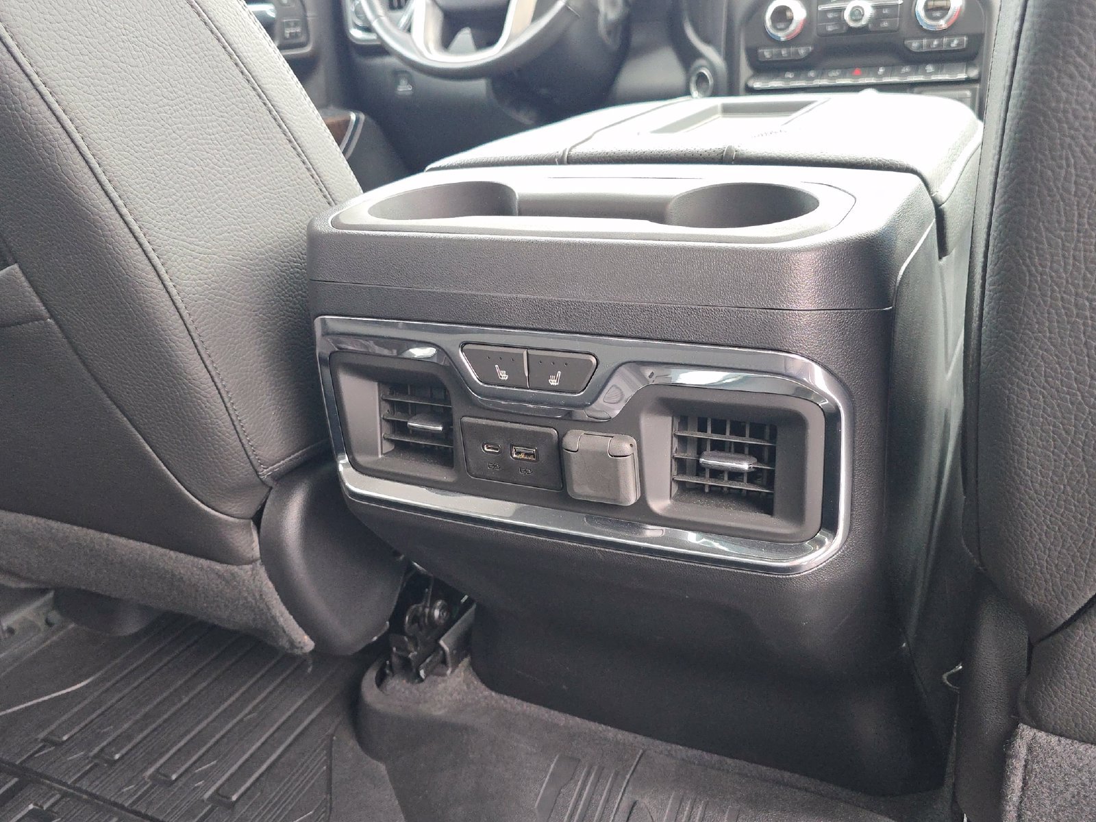 Used 2019 GMC Sierra 1500 Denali w/ Trailer Camera Package AWD/4WD image 15