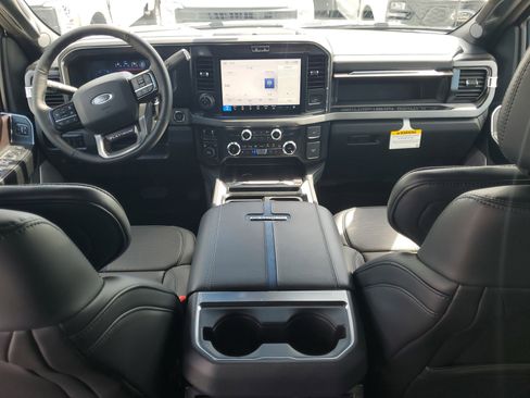 New 2026 Ford F450 Platinum w/ FX4 Off-Road Package image 11